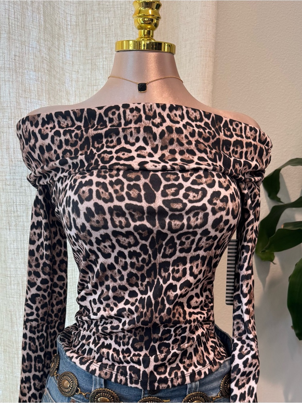 Leopard Print Off-Shoulder Long-Sleeve Women's Dress - tan /Black